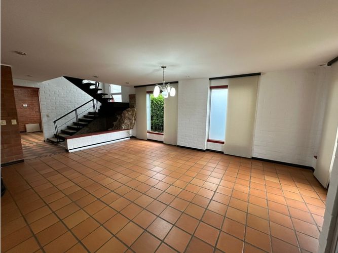 Casa de 8 alcobas en venta en Las Mercedes, Jamundí, 700 m² · foto 13 de 14