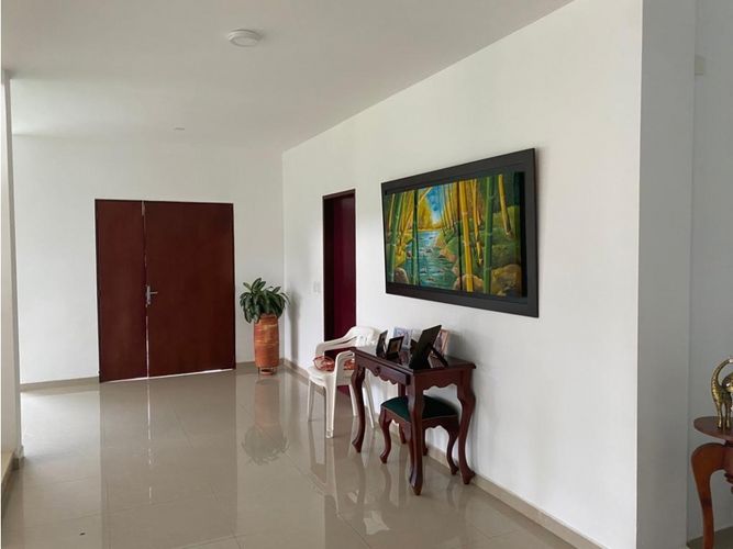 Casa de 5 alcobas en venta en Las Mercedes, Jamundí, 450 m² · foto 6 de 17