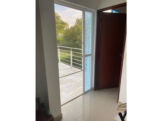 Casa de 5 alcobas en venta en Las Mercedes, Jamundí, 450 m² · foto 7 de 17