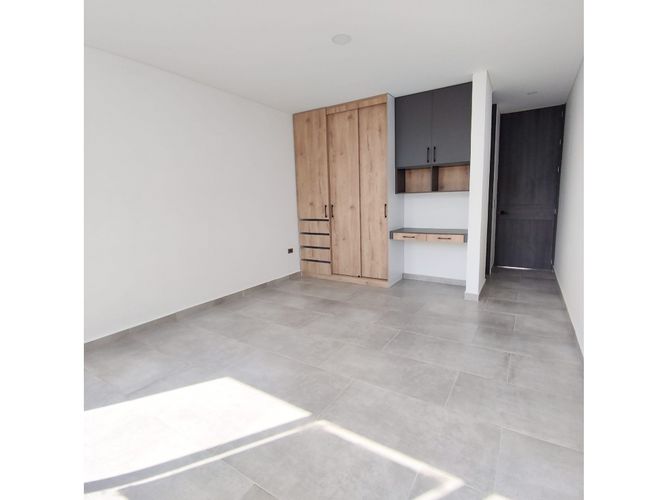 Casa de 6 alcobas en venta en Las Mercedes, Jamundí, 300 m² · foto 8 de 24