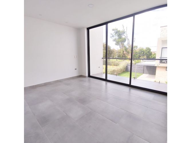 Casa de 6 alcobas en venta en Las Mercedes, Jamundí, 300 m² · foto 13 de 24