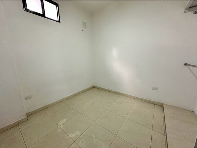 Edificio en venta en Primitivo Crespo, Cali, 580 m² · foto 7 de 24