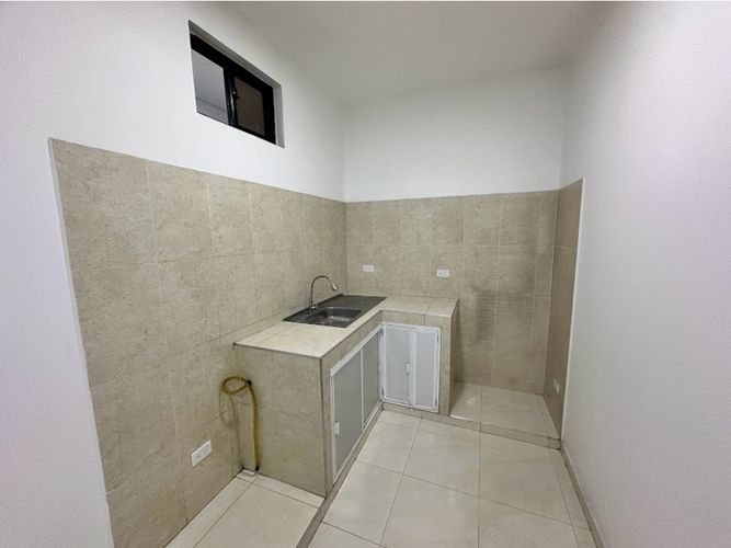 Edificio en venta en Primitivo Crespo, Cali, 580 m² · foto 11 de 24