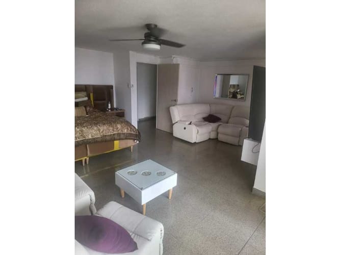 Apartamento en venta en La Candelaria, Medellín · foto 4 de 24