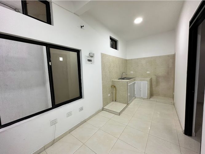 Edificio en venta en Primitivo Crespo, Cali, 580 m² · foto 17 de 24