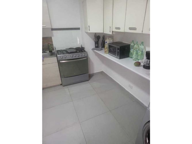Apartamento en venta en La Candelaria, Medellín · foto 8 de 24