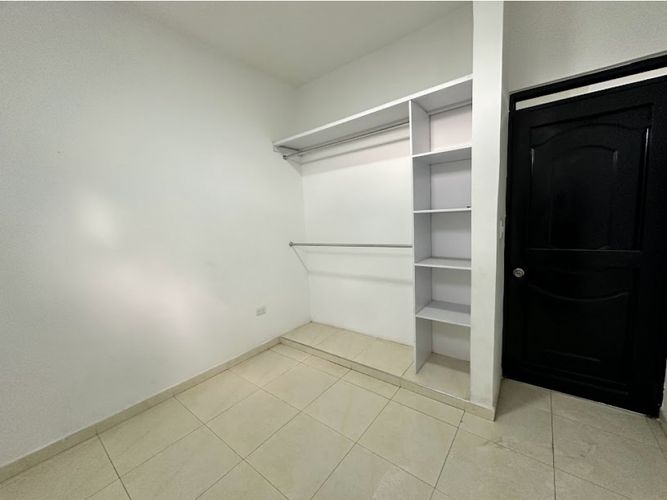 Edificio en venta en Primitivo Crespo, Cali, 580 m² · foto 21 de 24