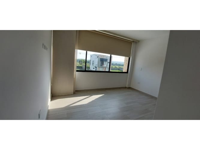Casa de 5 alcobas en venta en Las Mercedes, Jamundí, 420 m² · foto 2 de 24