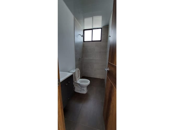 Casa de 5 alcobas en venta en Las Mercedes, Jamundí, 420 m² · foto 8 de 24