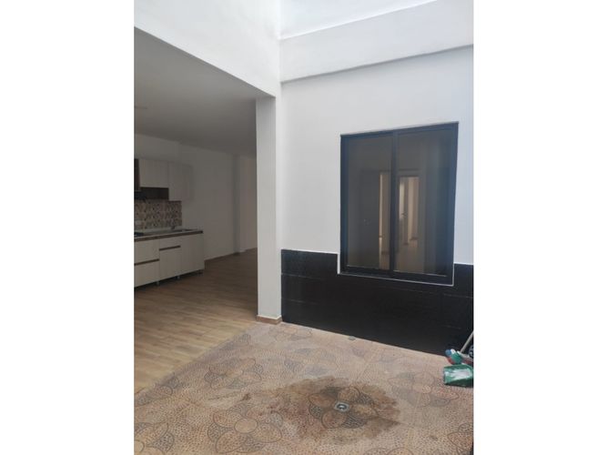 Edificio en venta en Aranjuez, Cali, 140 m² · foto 3 de 9