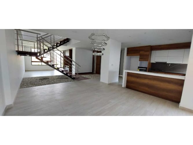 Casa de 5 alcobas en venta en Las Mercedes, Jamundí, 420 m² · foto 17 de 24