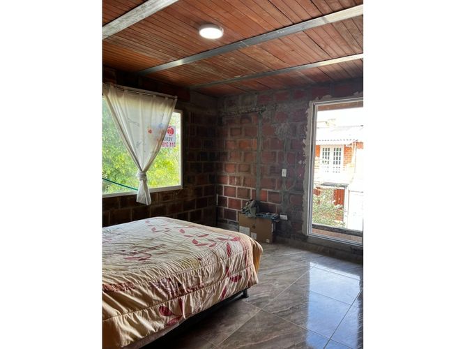 Casa de 3 alcobas en venta en Juan De Ampudia, Jamundí, 98 m² · foto 2 de 4
