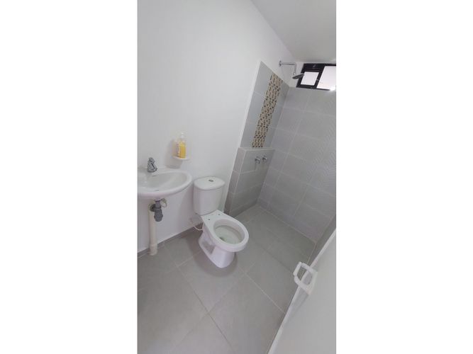 Apartamento de 2 alcobas en venta en Parque Natura, Jamundí, 56 m² · foto 5 de 9