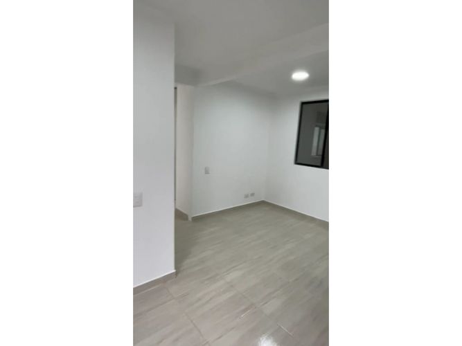 Apartamento de 2 alcobas en venta en Cr. Los Naranjos, Jamundí, 57 m² · foto 9 de 16