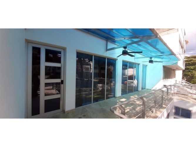 Local en venta en El Peñon, Cali, 250 m² · foto 3 de 24