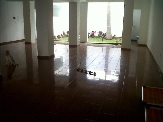 Local en venta en El Peñon, Cali, 250 m² · foto 8 de 24