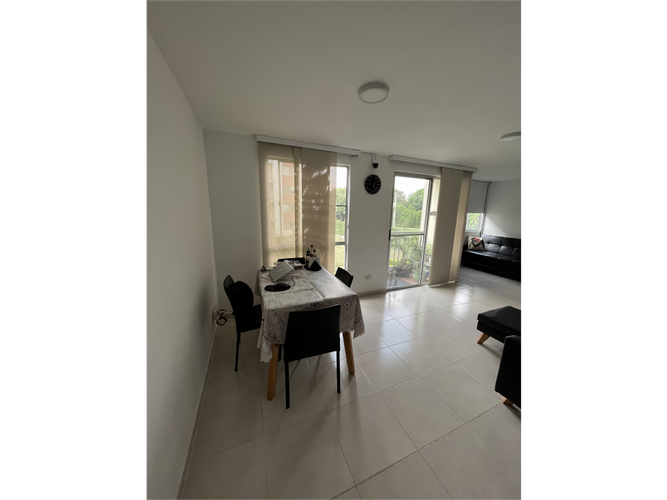 Apartamento de 2 alcobas en venta en Juan De Ampudia, Jamundí, 63 m² · foto 2 de 11