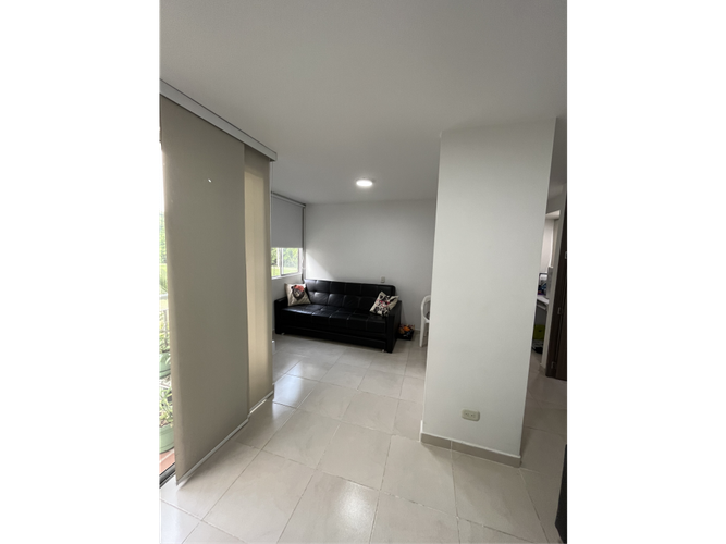 Apartamento de 2 alcobas en venta en Juan De Ampudia, Jamundí, 63 m² · foto 8 de 11