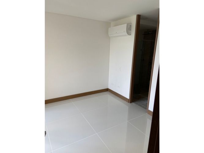 Apartamento de 3 alcobas en venta en El Jardin, Cali, 118 m² · foto 16 de 24