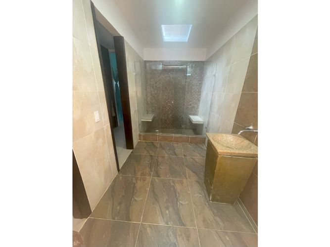 Casa de 4 alcobas en venta en El Castillo, Jamundí, 190 m² · foto 8 de 13