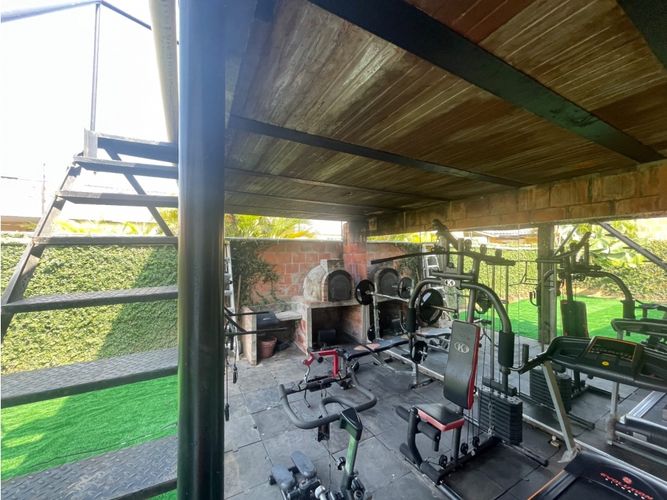 Casa de 4 alcobas en venta en El Castillo, Jamundí, 190 m² · foto 11 de 13