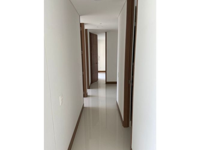 Apartamento de 3 alcobas en venta en El Jardin, Cali, 118 m² · foto 23 de 24