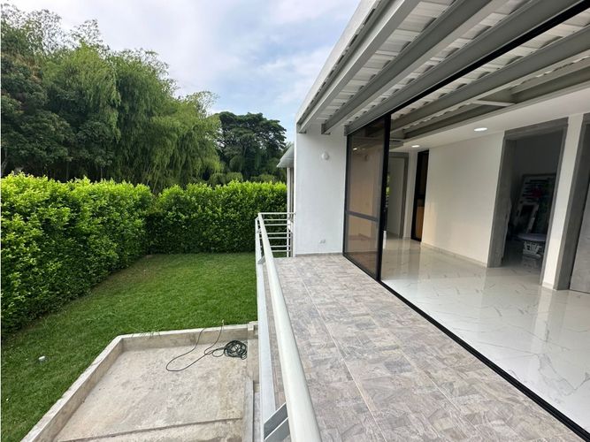 Casa de 5 alcobas en venta en Verde Horizonte, Jamundí, 430 m² · foto 4 de 19