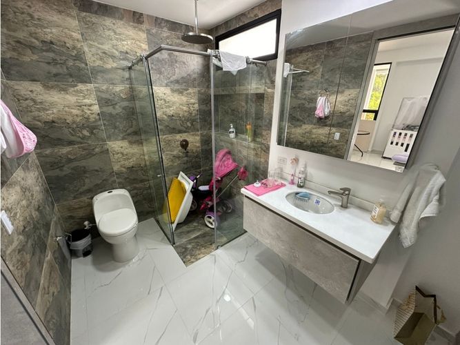 Casa de 5 alcobas en venta en Verde Horizonte, Jamundí, 430 m² · foto 5 de 19