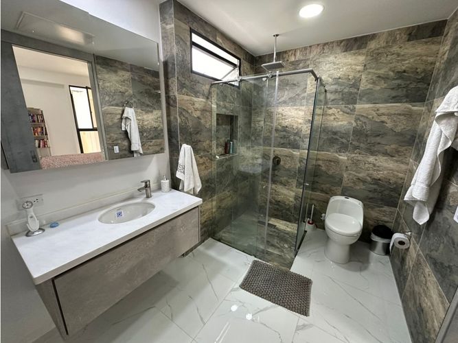 Casa de 5 alcobas en venta en Verde Horizonte, Jamundí, 430 m² · foto 7 de 19