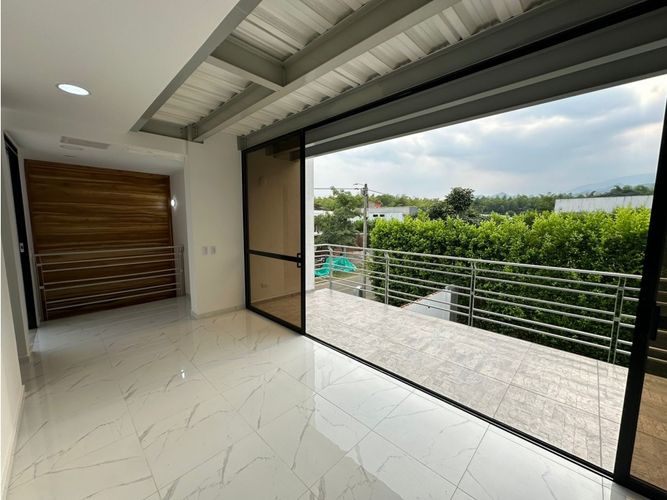 Casa de 5 alcobas en venta en Verde Horizonte, Jamundí, 430 m² · foto 8 de 19