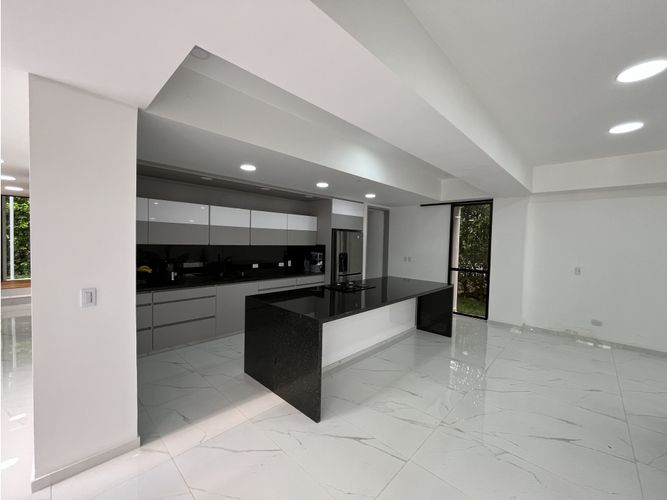 Casa de 5 alcobas en venta en Verde Horizonte, Jamundí, 430 m² · foto 11 de 19