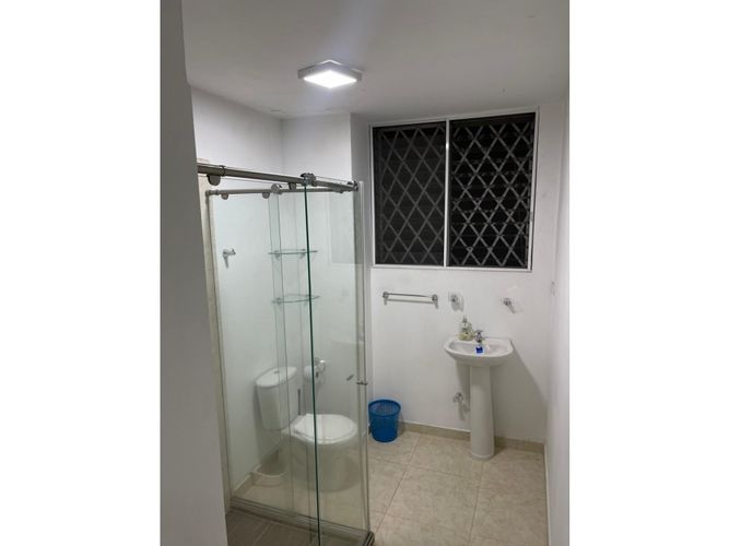Apartamento de 4 alcobas en venta en Granada, Cali, 139 m² · foto 5 de 11