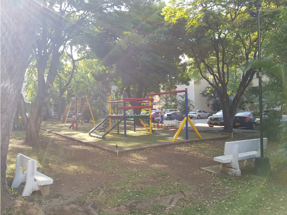 Apartamento en venta en Bosques Del Limonar, Cali · foto 13 de 15