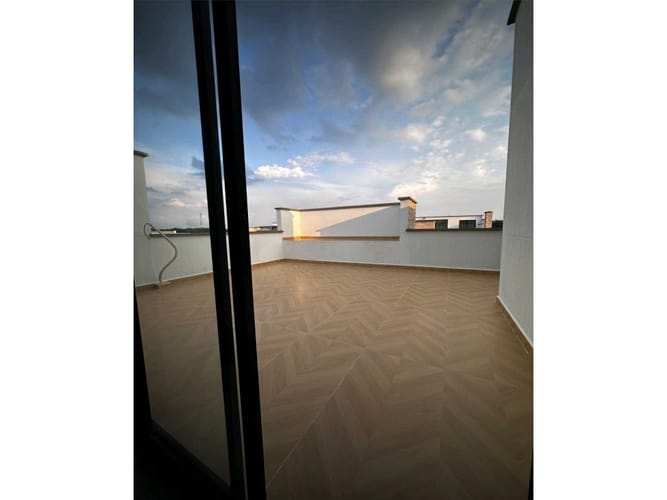Casa de 6 alcobas en venta en Las Mercedes, Jamundí, 300 m² · foto 13 de 24