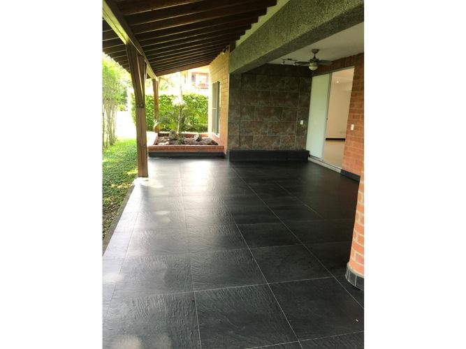 Casa de 4 alcobas en venta en Las Mercedes, Jamundí, 265 m² · foto 5 de 11