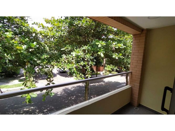 Casa de 5 alcobas en venta en La Doctora, Sabaneta, 300 m² · foto 16 de 24
