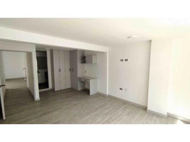 Casa de 5 alcobas en venta en La Doctora, Sabaneta, 300 m² · foto 20 de 24