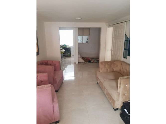 Casa de 4 alcobas en venta en Paso De La Bolsa, Jamundí, 130 m² · foto 3 de 24