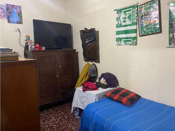 Casa de 5 alcobas en venta en La Milagrosa, La Ceja, 281 m² · foto 6 de 11