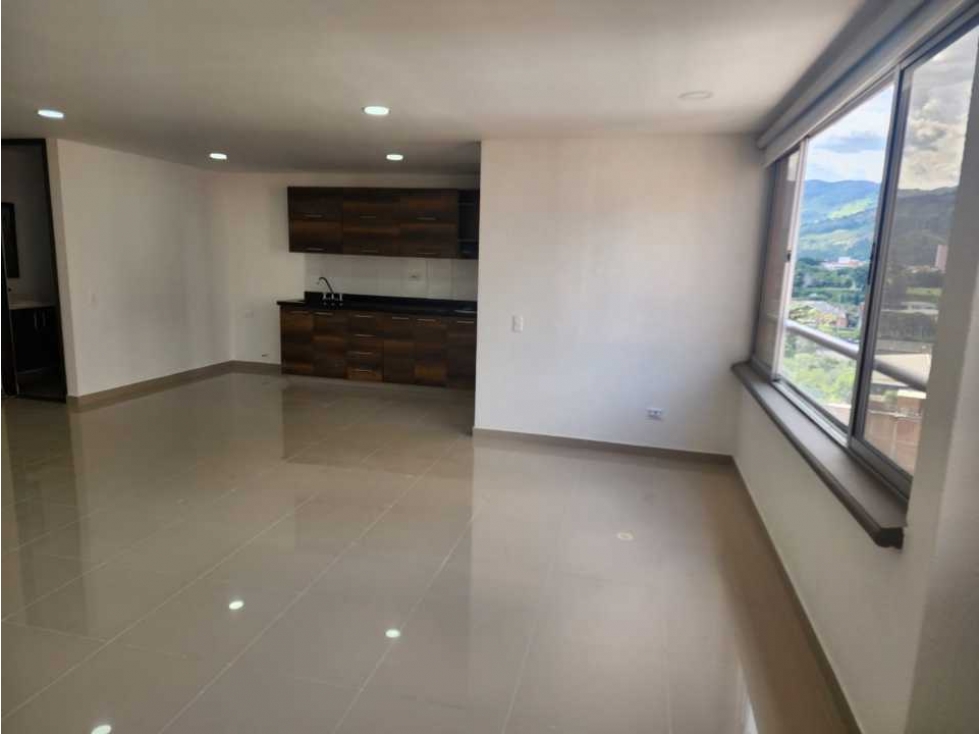 Apartamento en venta en Betania, Sabaneta · foto 6 de 17