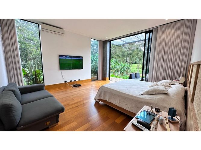 Casa de 4 alcobas en venta en Alto Del Medio, Rionegro, 800 m² · foto 16 de 24
