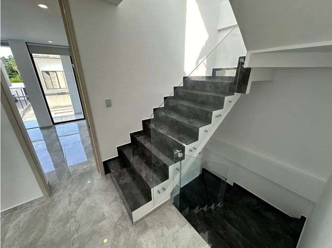 Casa de 3 alcobas en venta en Alfaguara, Jamundí, 320 m² · foto 8 de 24