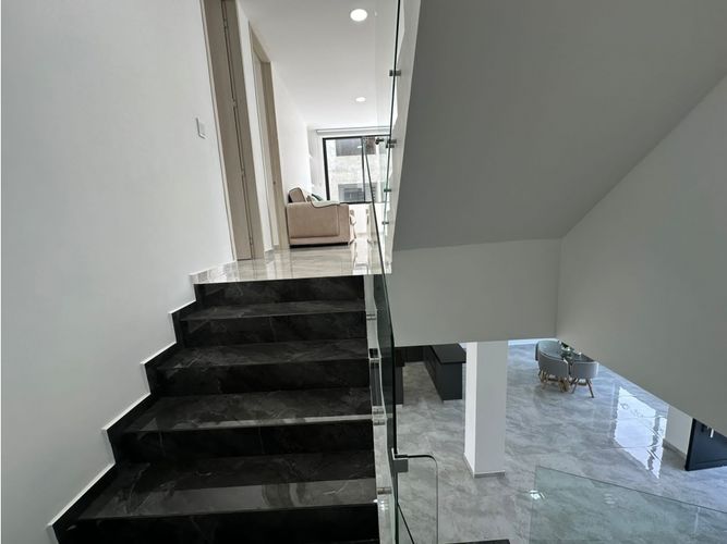 Casa de 3 alcobas en venta en Alfaguara, Jamundí, 320 m² · foto 10 de 24