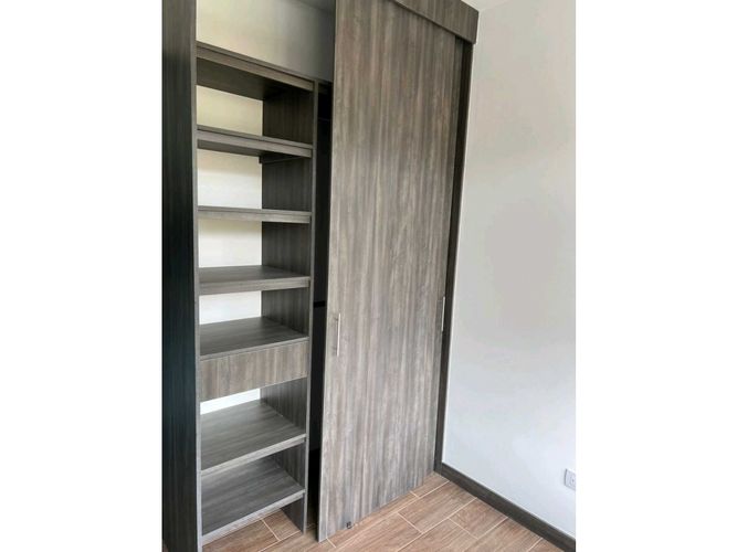 Apartamento de 3 alcobas en venta en El Poblado, El Retiro, 82 m² · foto 7 de 19