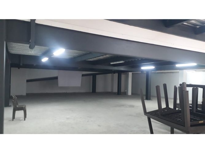Local en arriendo en Prados Del Norte, Cali, 290 m² · foto 3 de 5