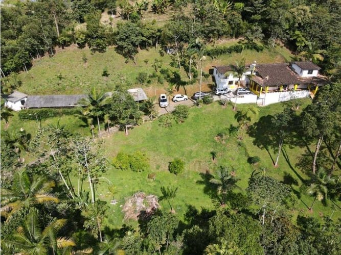 Finca en venta en La Doctora, Sabaneta, 400 m² · foto 2 de 22