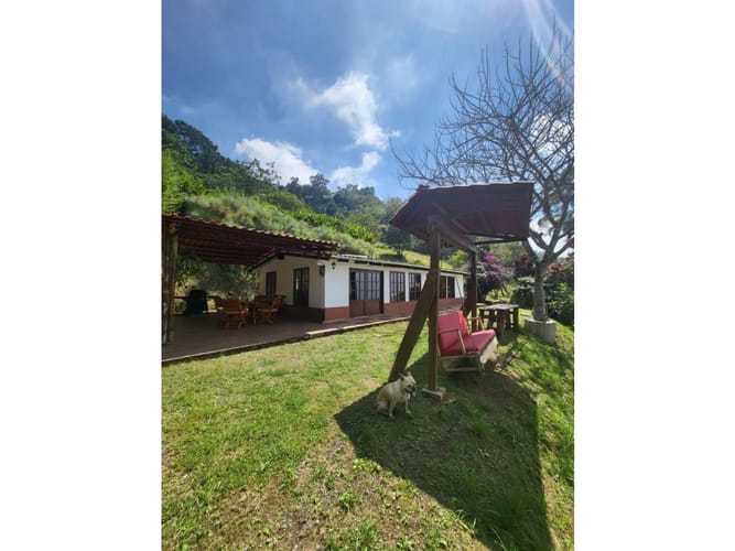 Casa de 9 alcobas en venta en La Castilla, Cali · foto 10 de 24