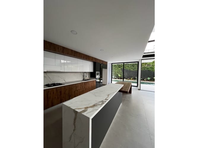 Casa de 4 alcobas en venta en Alfaguara, Jamundí, 430 m² · foto 5 de 14