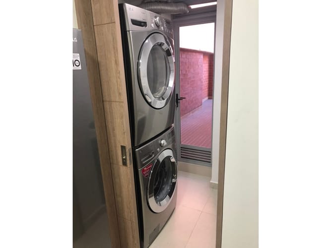 Apartamento de 3 alcobas en venta en Loma Del Indio, Medellín, 123 m² · foto 6 de 23