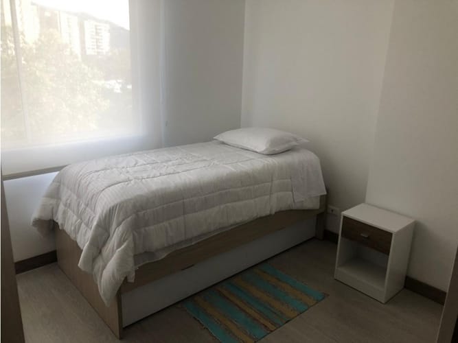 Apartamento de 3 alcobas en venta en Loma Del Indio, Medellín, 123 m² · foto 7 de 23